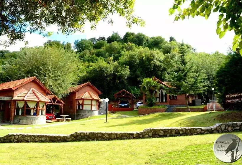 ホテル Cabañas El Refugio De Los Pajaros
