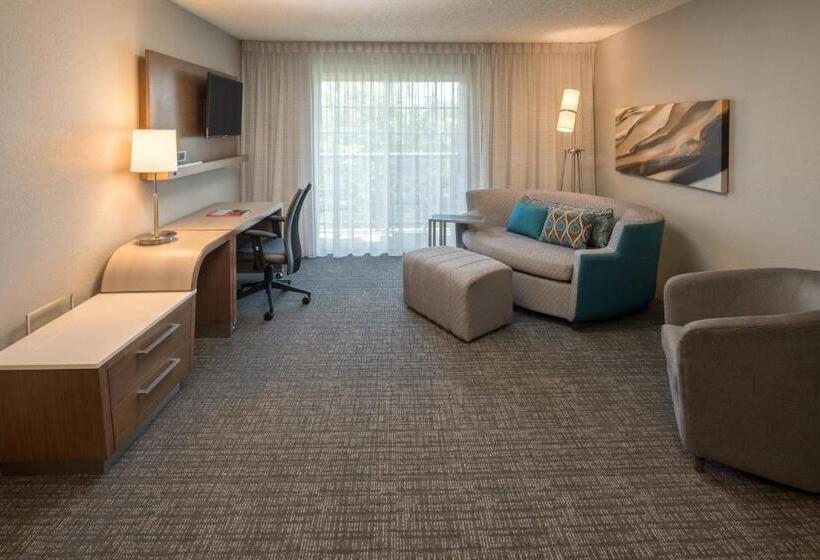 فندق Courtyard By Marriott Portland North