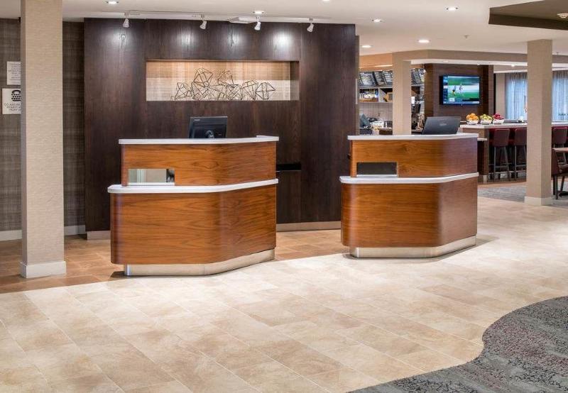 فندق Courtyard By Marriott Portland North