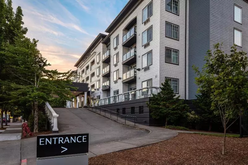 هتل Courtyard By Marriott Portland North