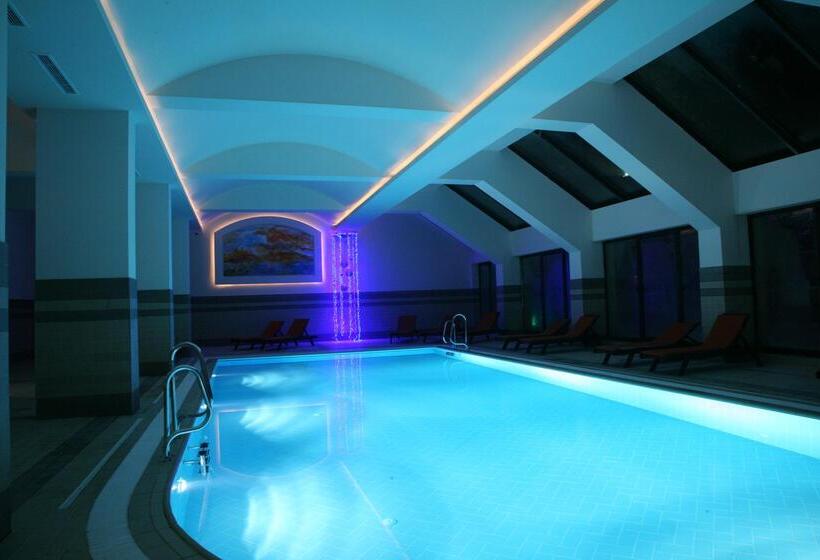 בית מלון כפרי Festa Winter Palace