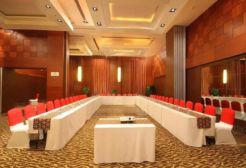 Fortune Select Jp Cosmos, Bengaluru Member Itc S Hotel Group