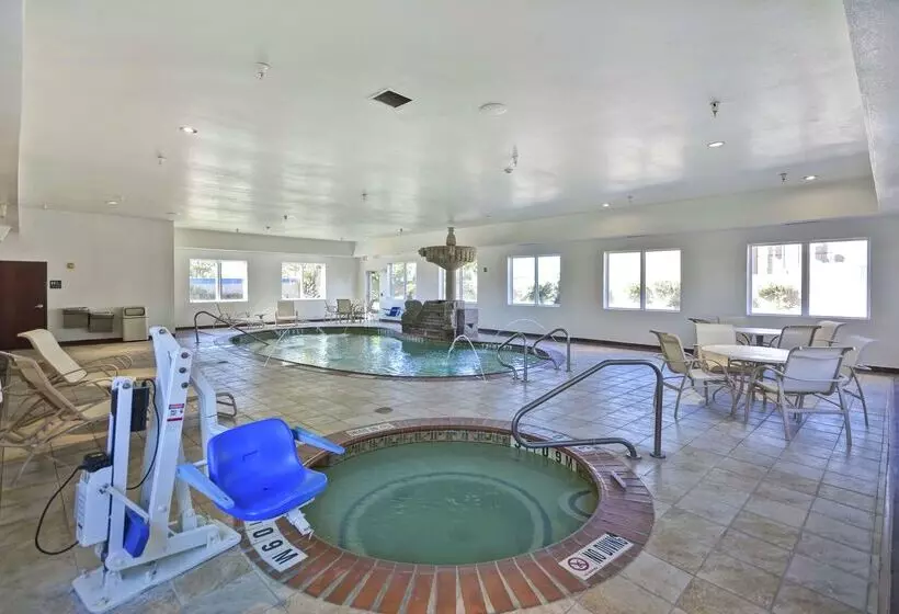 Отель Hampton Inn & Suites Corpus Christi I37  Navigation Blvd