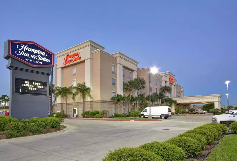 Отель Hampton Inn & Suites Corpus Christi I37  Navigation Blvd