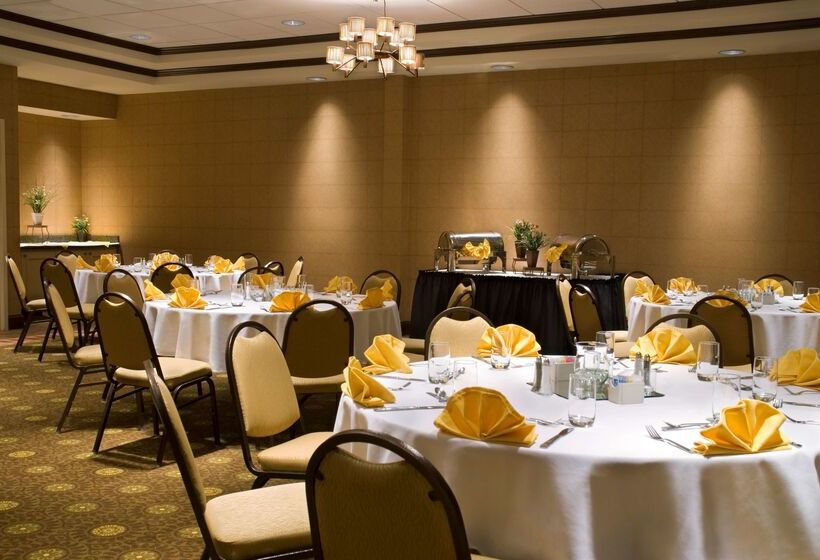 فندق Hilton Garden Inn Phoenix Airport North