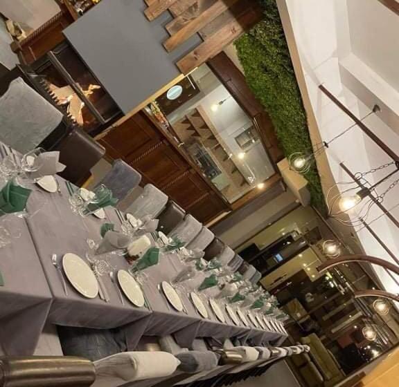 בית מלון כפרי Iceberg Borovets