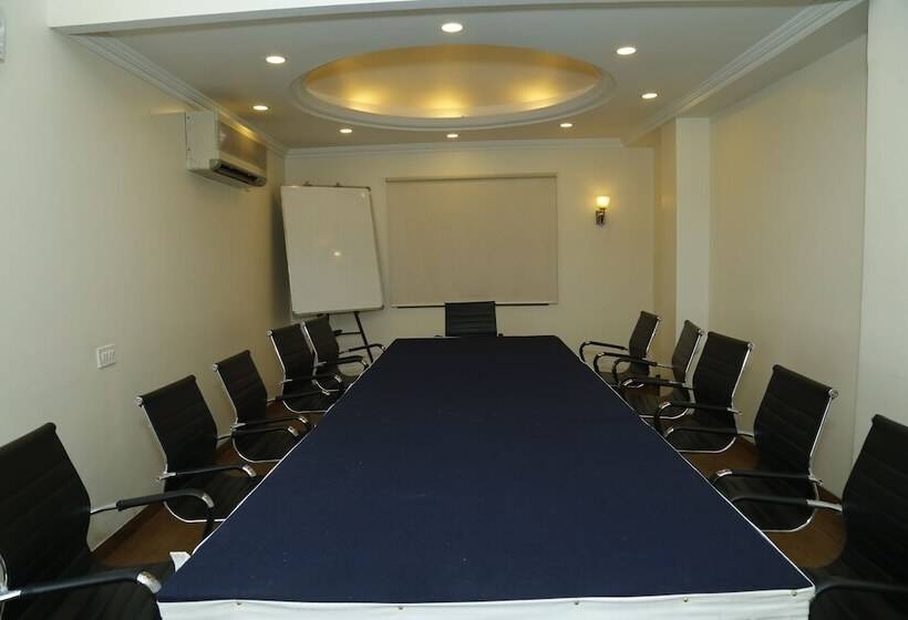 فندق Sarovar Portico Rivera Ahmedabad