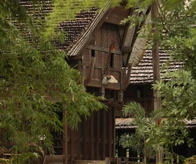 Hotelli Santika Makassar