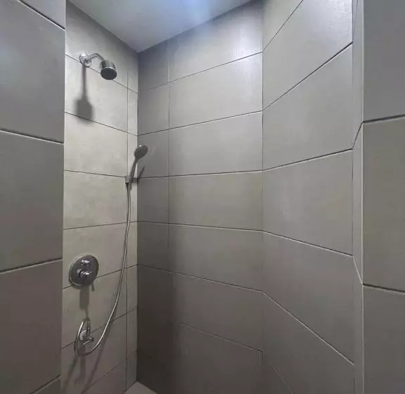 Отель The Elopura