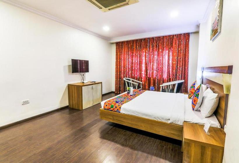 酒店 Fab Royal Star