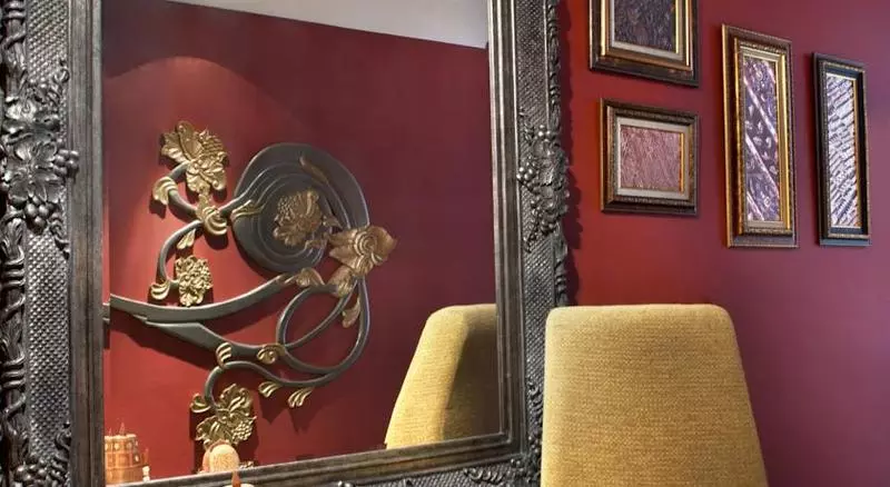 Otel The Royal Surakarta Heritage   Handwritten Collection