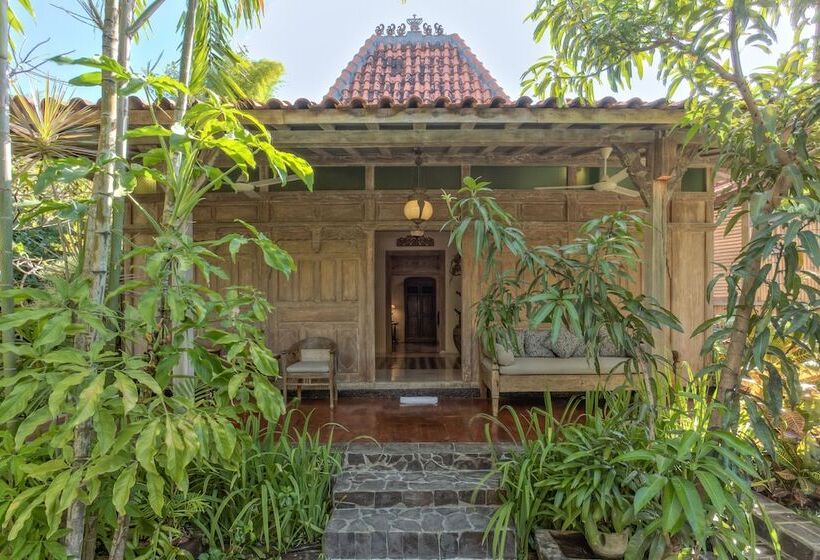 ホテル Kampung Kecil