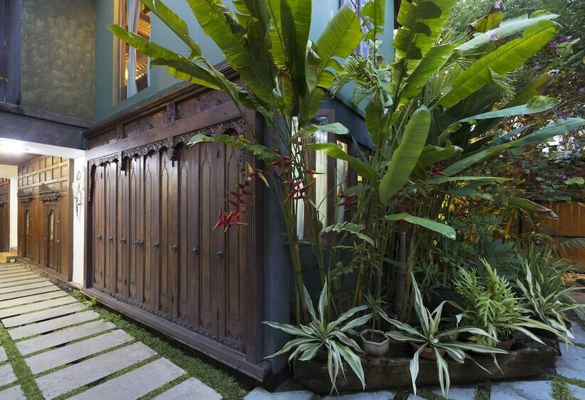 ホテル Kampung Kecil