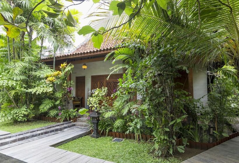 ホテル Kampung Kecil