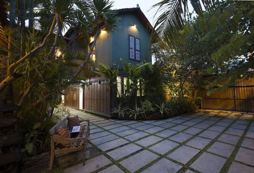 ホテル Kampung Kecil