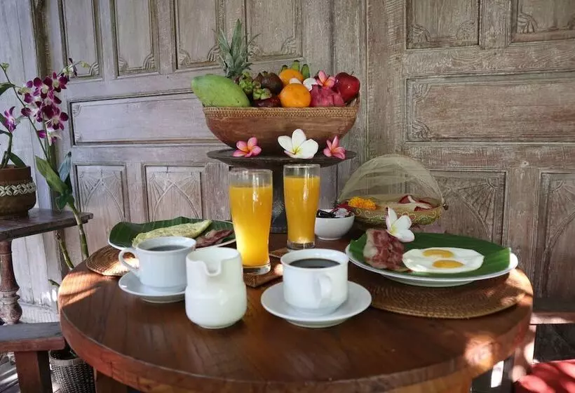 בית מלון כפרי Kampung Kecil