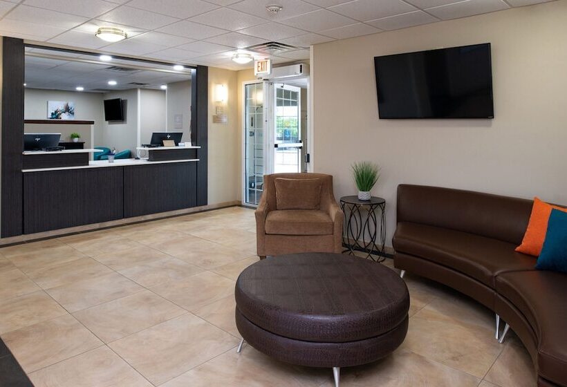 호텔 Candlewood Suites Olathe, An Ihg