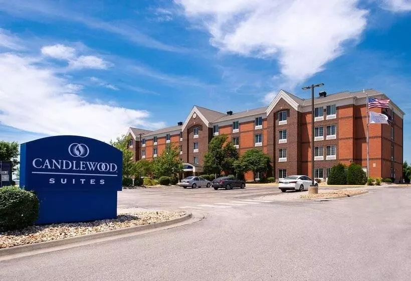 Отель Candlewood Suites Olathe, An Ihg