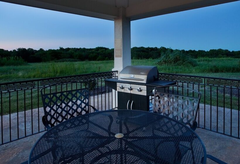 호텔 Candlewood Suites Olathe, An Ihg