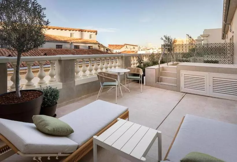 Отель Catalonia Atocha