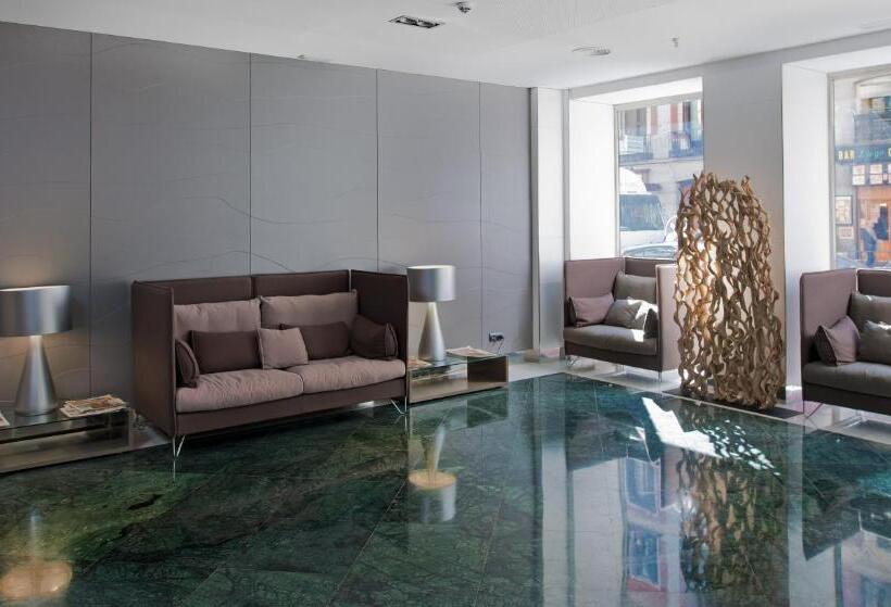 هتل Catalonia Atocha