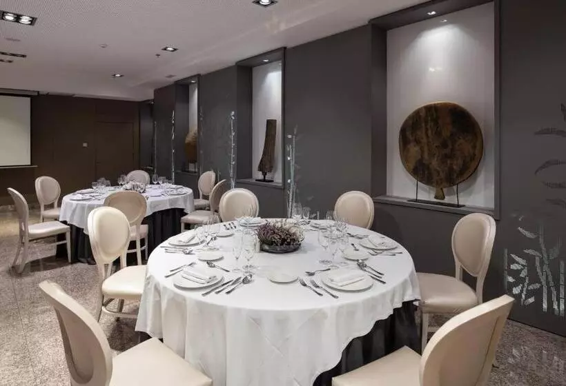 Отель Catalonia Atocha