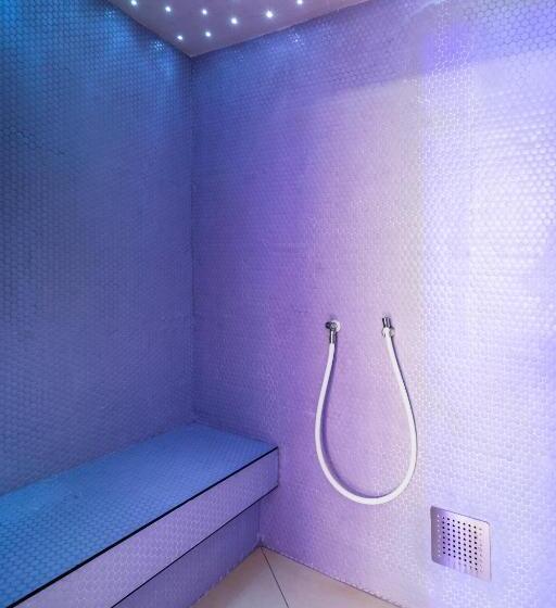 هتل Catalonia Atocha