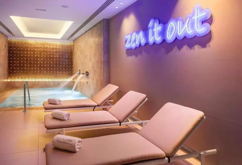 Отель Catalonia Atocha