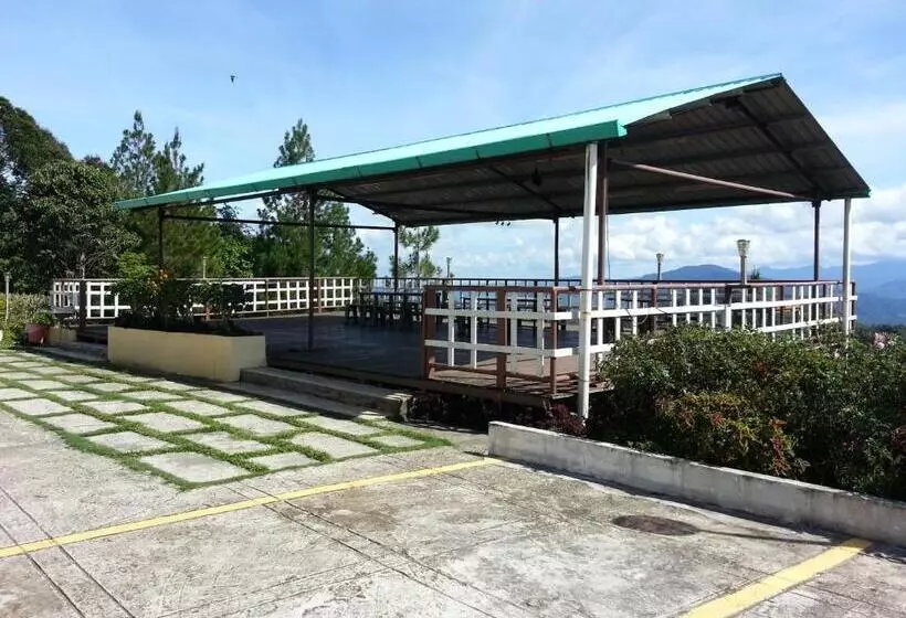 בית מלון כפרי Celyn Resort Kinabalu