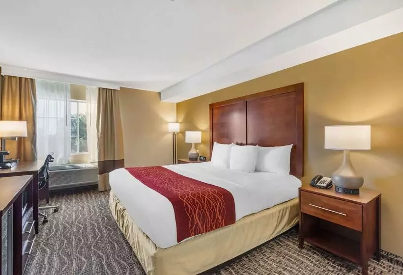 هتل Comfort Inn Monterey Park  Los Angeles