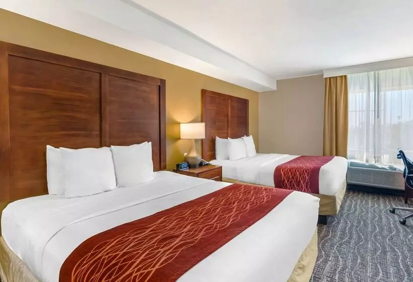 هتل Comfort Inn Monterey Park  Los Angeles