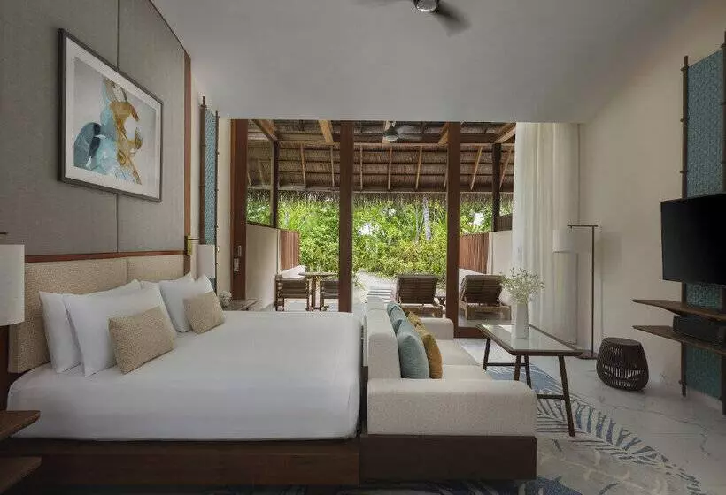 Отель Conrad Maldives Rangali Island