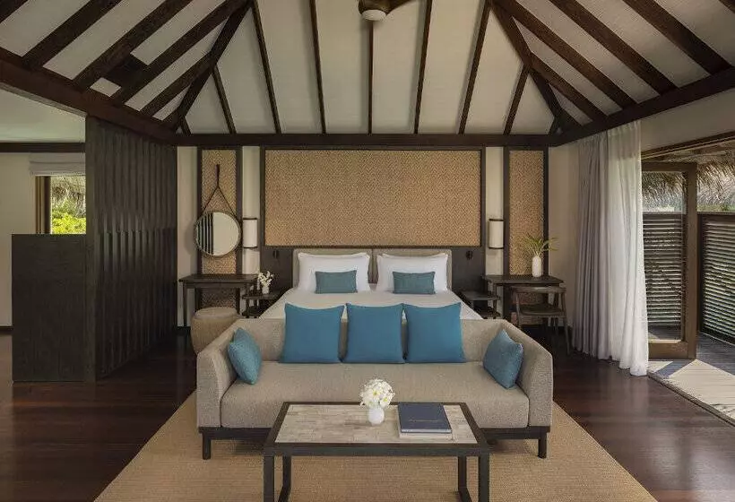 Отель Conrad Maldives Rangali Island