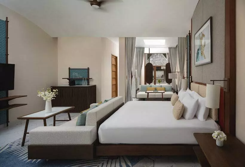 Отель Conrad Maldives Rangali Island