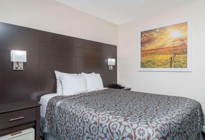 호텔 Days Inn By Wyndham Faribault