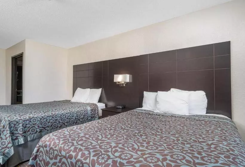 ホテル Days Inn By Wyndham Faribault