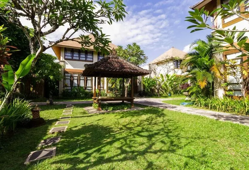 בית מלון כפרי Desamuda Village