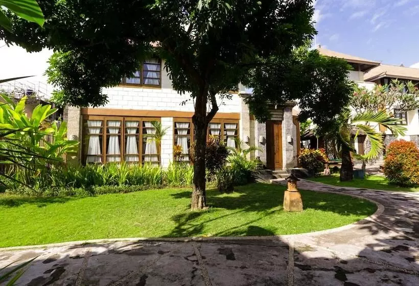 בית מלון כפרי Desamuda Village