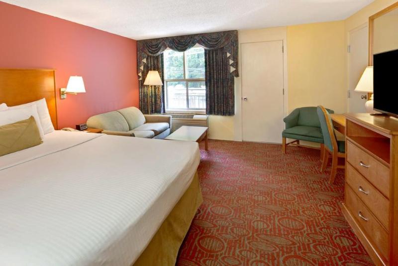 בית מלון כפרי Gatlinburg River Inn