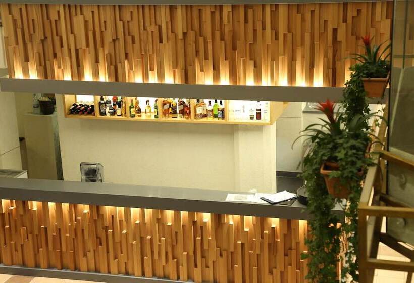 Hotel Serenada Golden Palace   Boutique