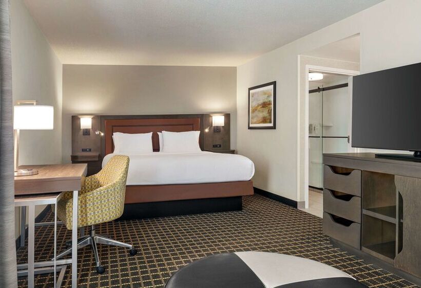 فندق Hampton Inn & Suites Greenville Downtown Riverplace