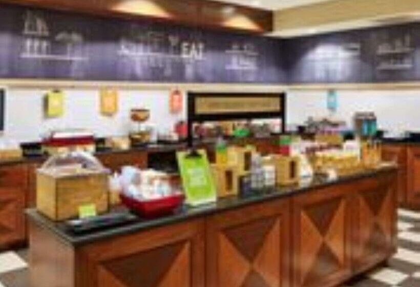 Отель Hampton Inn And Suites Indianapolis Fishers