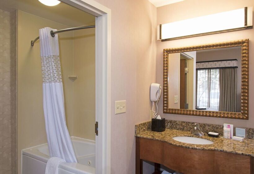 Отель Hampton Inn And Suites Indianapolis Fishers