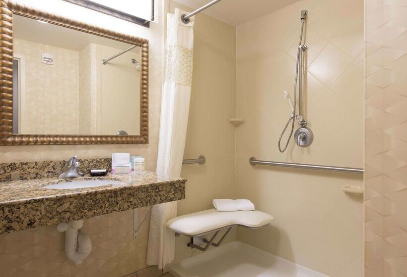 Отель Hampton Inn And Suites Indianapolis Fishers