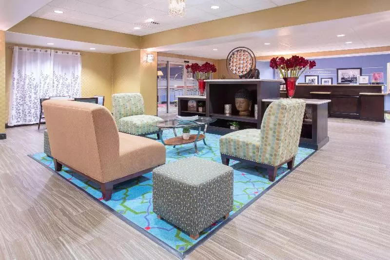 Отель Hampton Inn Santa Rosa