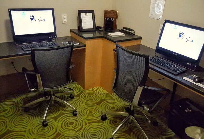 فندق Hampton Inn & Suites Raleighdurham Airportbrier Creek