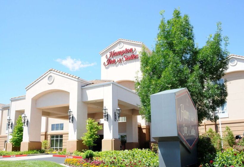 هتل Hampton Inn & Suites Redding