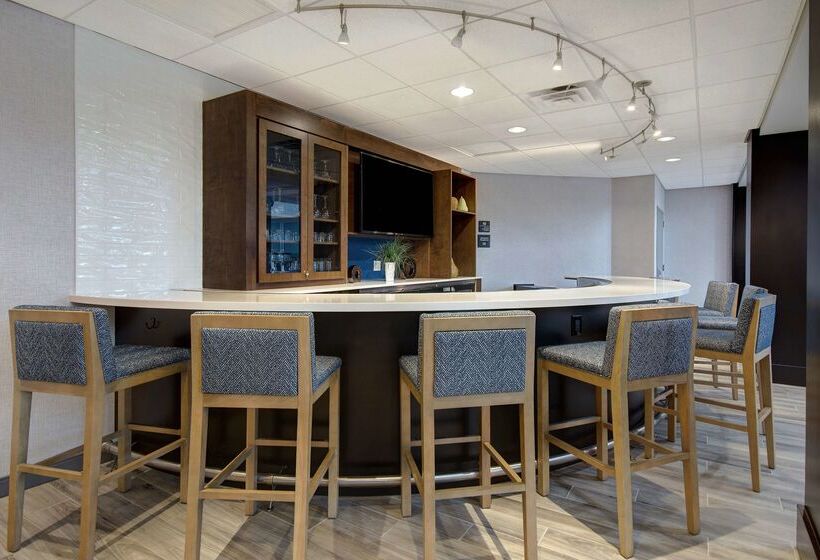 فندق Hampton Inn & Suites Yonkers