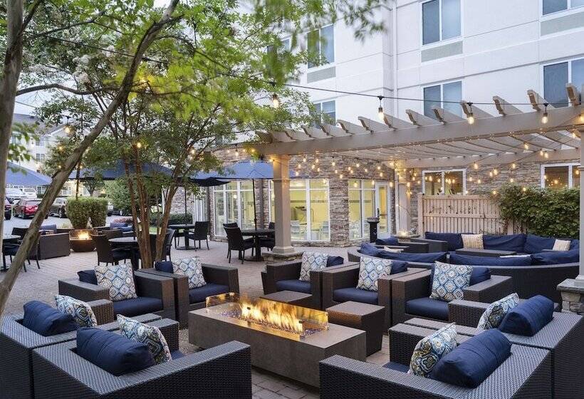 호텔 Hilton Garden Inn Melville