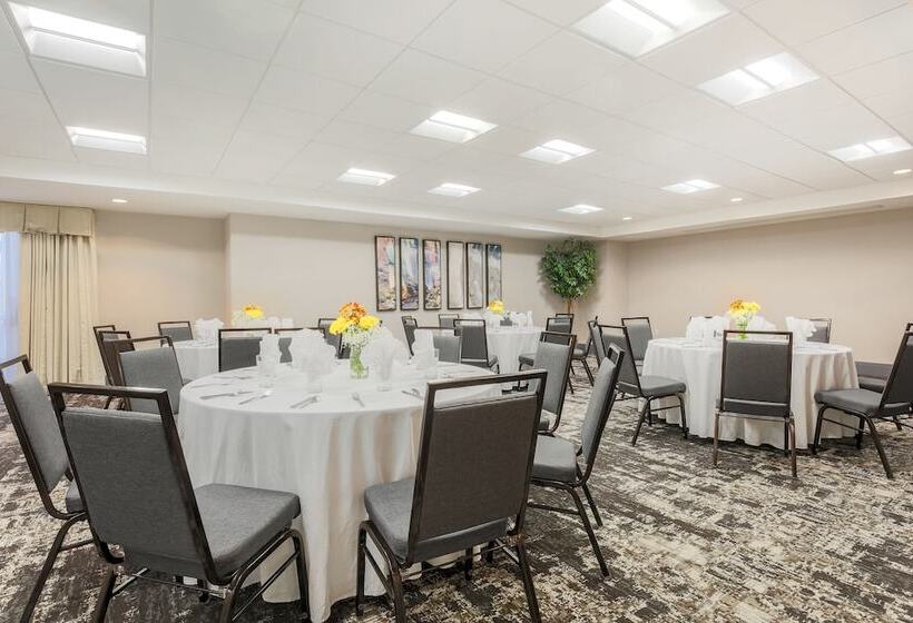 호텔 Hilton Garden Inn Melville